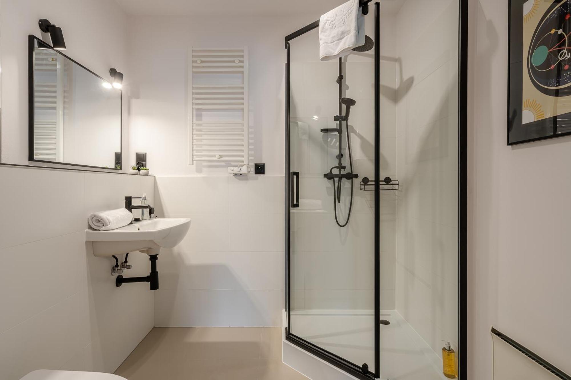 Rentplanet - Apartamenty Cybulskiego II 브로츠와프 외부 사진