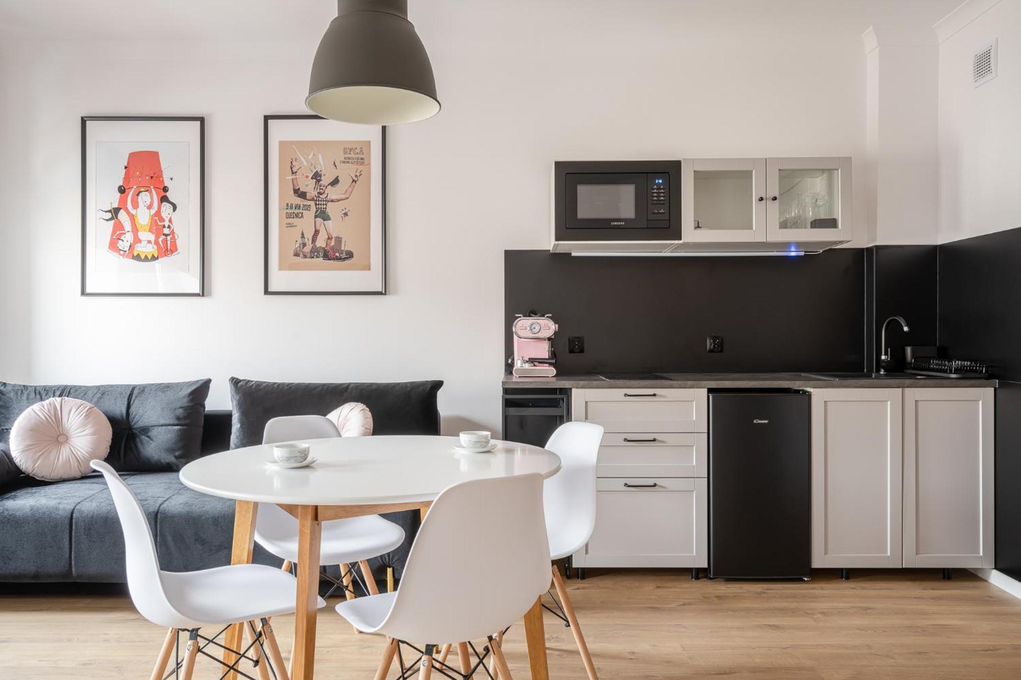 Rentplanet - Apartamenty Cybulskiego II 브로츠와프 외부 사진